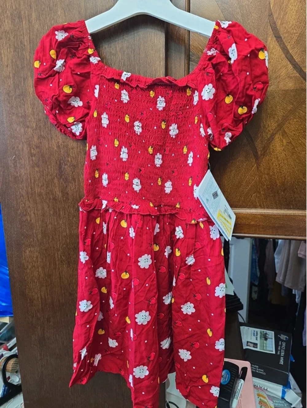 5/6 brand new snow white dress from the disney store item. 1130